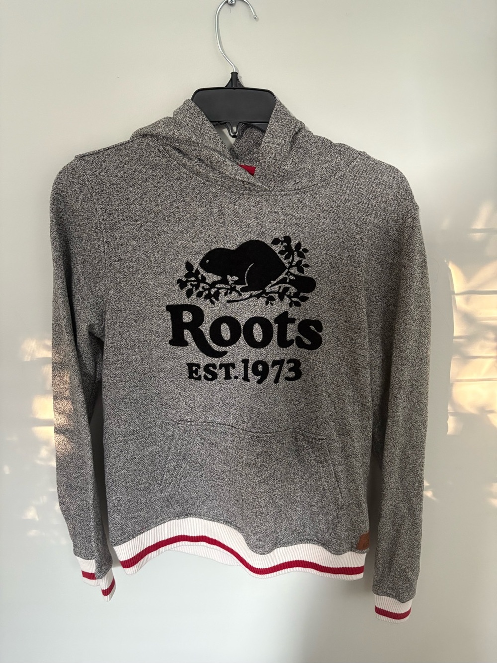 Roots classic hoodie sweatshirt XS in barely used condition